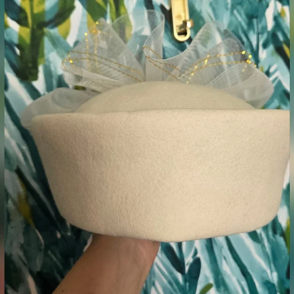 Vintage Wool Pillbox Hat - Picture 2 of 4